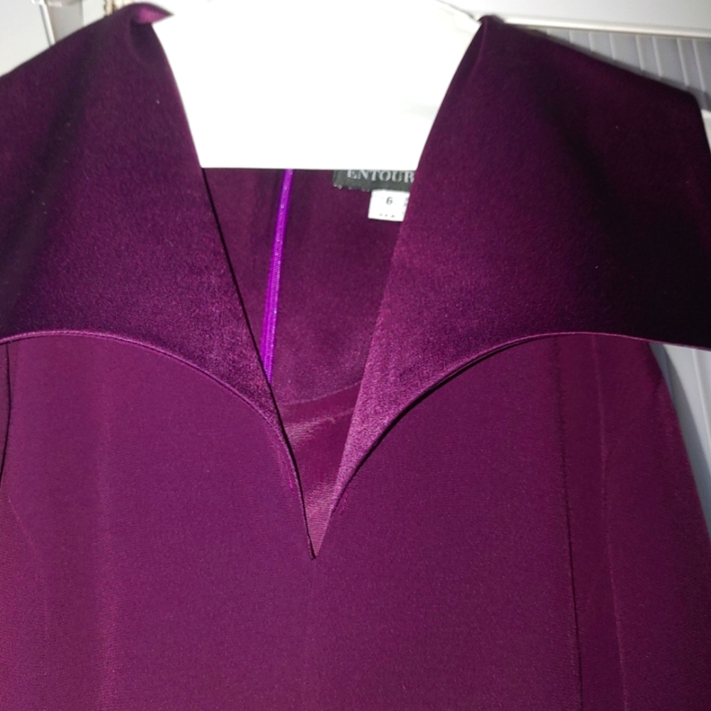 A dress by Entourage size 2